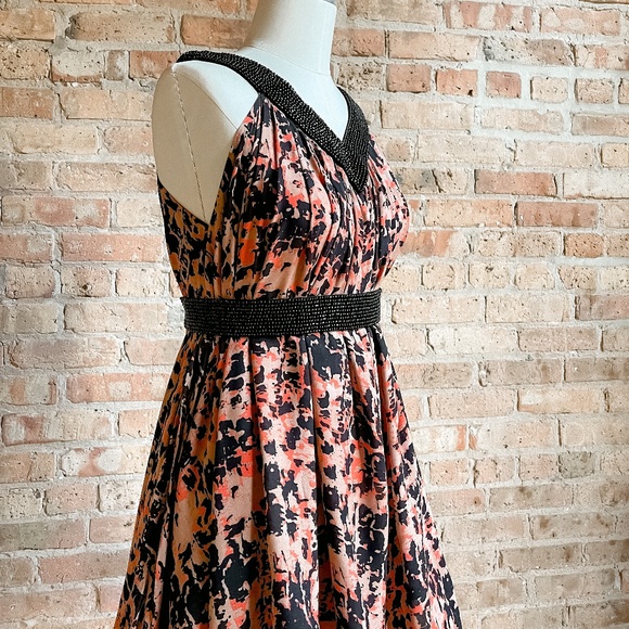 Abstract Print Dress with Beaded Detail - Picture 5 of 16